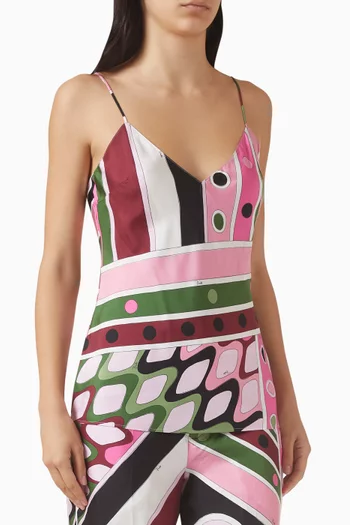 بلوزة بنقشة حرير