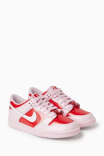 سنيكرز دانك أسفل الكاحل