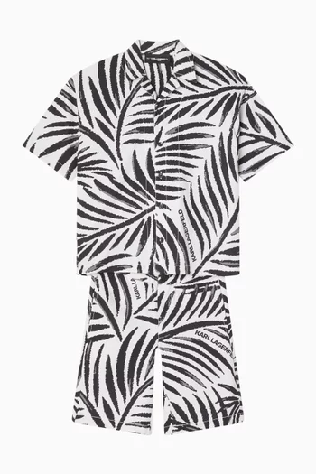 شورت برمودا بنقشة أوراق شجر