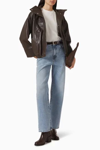 جاكيت بتصميم مبتكر جلد