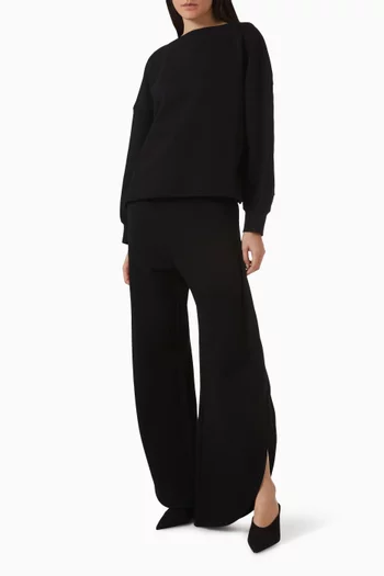 سترة بفتحة رقبة على شكل قارب ومنسوجة