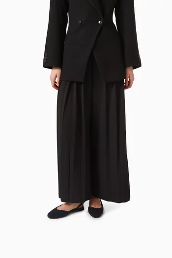 حذاء بسير خلفي ومقدمة مدببة وكعب مسطح نسيج