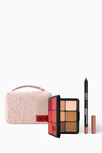 مجموعة مستحضرات الوجه والشفاه المميزة للماركة