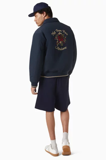 جاكيت بومبر بشعار الماركة ووردة