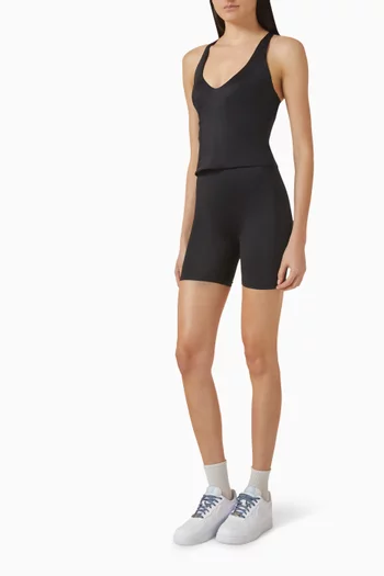 شورت بايكر لامع بخصر مقوى وحياكة داخلية 5 بوصة