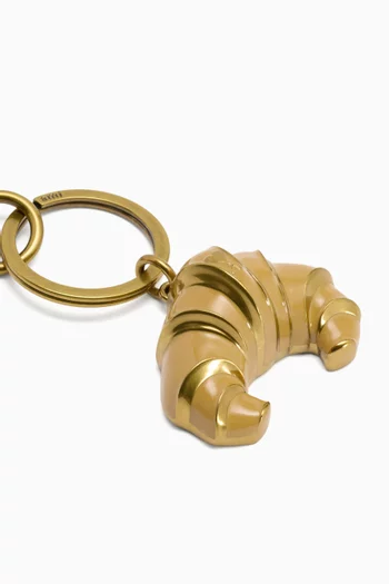 سلسلة مفاتيح ايه دي سي بحلية كرواسون