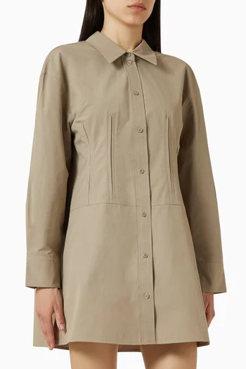 فستان قطن بنمط قميص وحياكة على الخصر