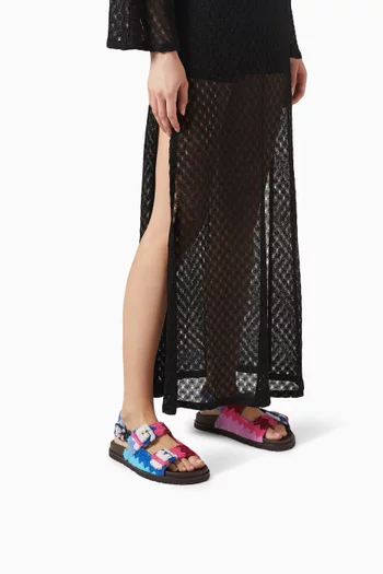 صندل ميا بتصميم إسفنجي وكعب مسطح