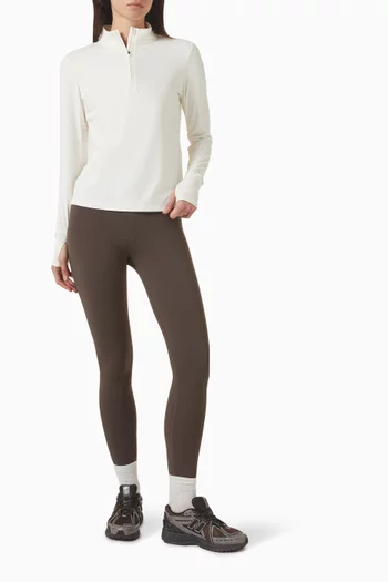 جاكيت بسحّاب قصير قماش الترالايت