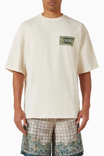 تي شيرت فضفاض بنقشة باندانا قطن