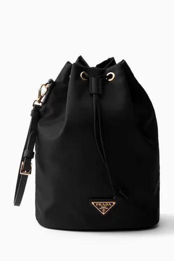 Drawstring Pouch in Re-Nylon