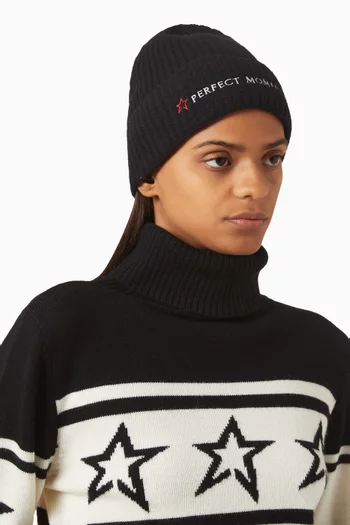 Knitted Ribbed Logo Beanie