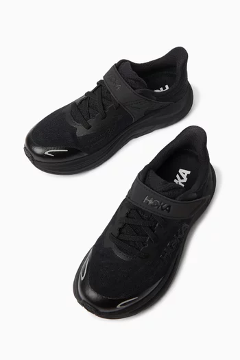 سنيكرز كليفتون 10