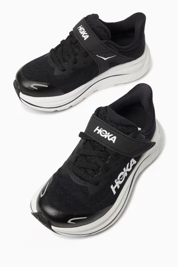 سنيكرز كليفتون 10