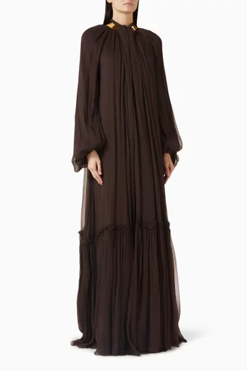 فستان طويل بكشكش