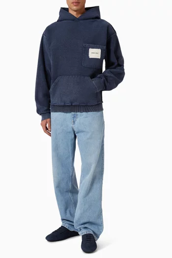 كنزة بغطاء رأس وجيب على الصدر قطن