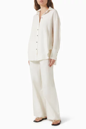 The Essential Shirt in Linen Blend