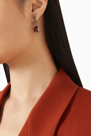 أقراط بشعار كاسندر مرصعة بأحجار كابوشون نحاس