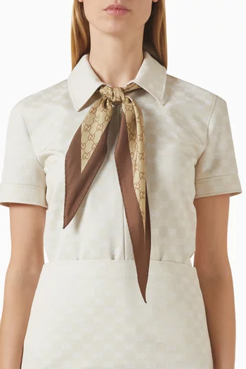 وشاح مربع بنقشة حرير تويل