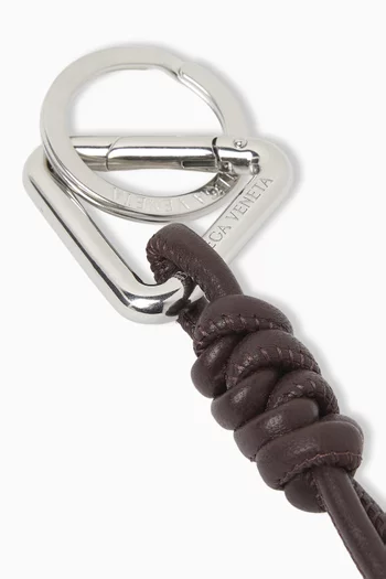 سلسلة مفاتيح بمشبك مثلث جلد نابا