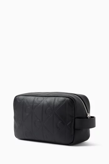 Dopp Kit Wash Bag in Smooth Leather