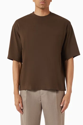 تي شيرت لوجان بفتحة رقبة حرف O وشعار الماركة قطن