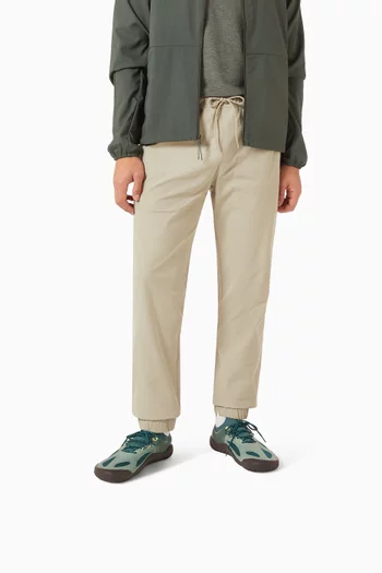 Motus Strength Sneakers in Mesh