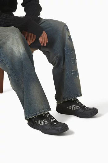 Hamptons Worn-out Sneakers