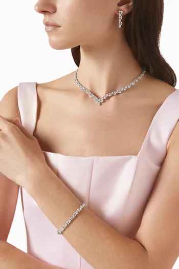 قلادة تنس ستيتمنت مرصعة بماس بتصميم ماركيز وكمثرى ذهب أبيض عيار 18