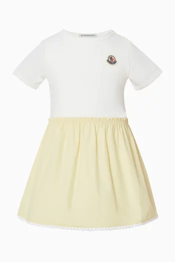 فستان بنقشة