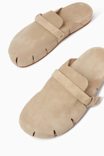 Atlas Sandals in Suede