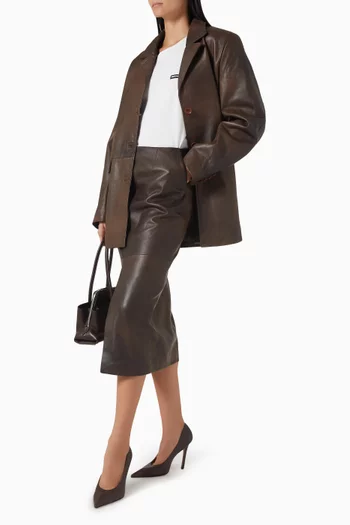 جاكيت بقصة فضفاضة جلد