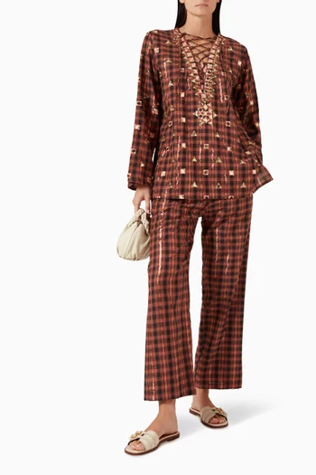 طقم بنطال وبلوزة سوكوترا بتطريزات بالصدف كتان