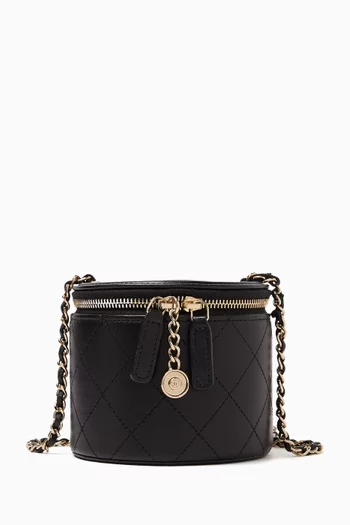 حقيبة مستحضرات تجميل ميني بتصميم دائري بسلسلة وشعار CC جلد