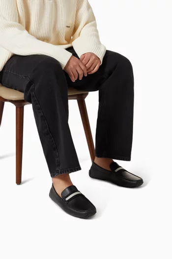 حذاء بايلوت درايفر بيرثي جلد حبيبي