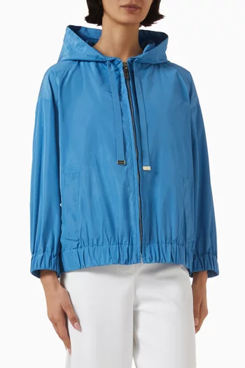 معطف للمطر بأربطة تضييق وسحّاب