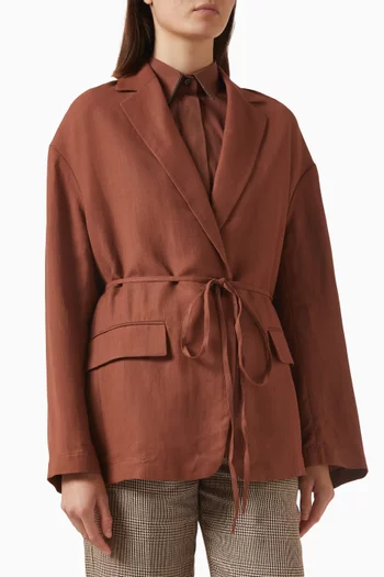 جاكيت بحزام تويل انسيابي ومزيج كتان