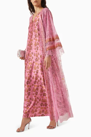 قفطان بتطريزات دانتيل