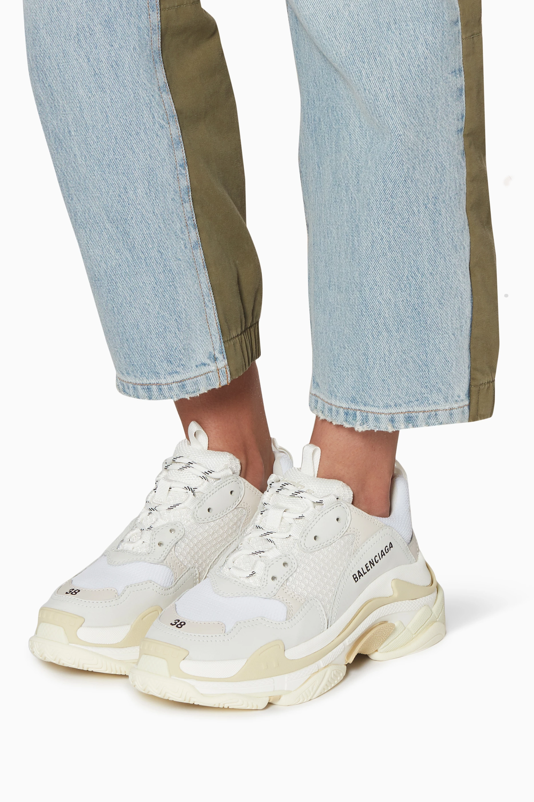 Triple white triple top s