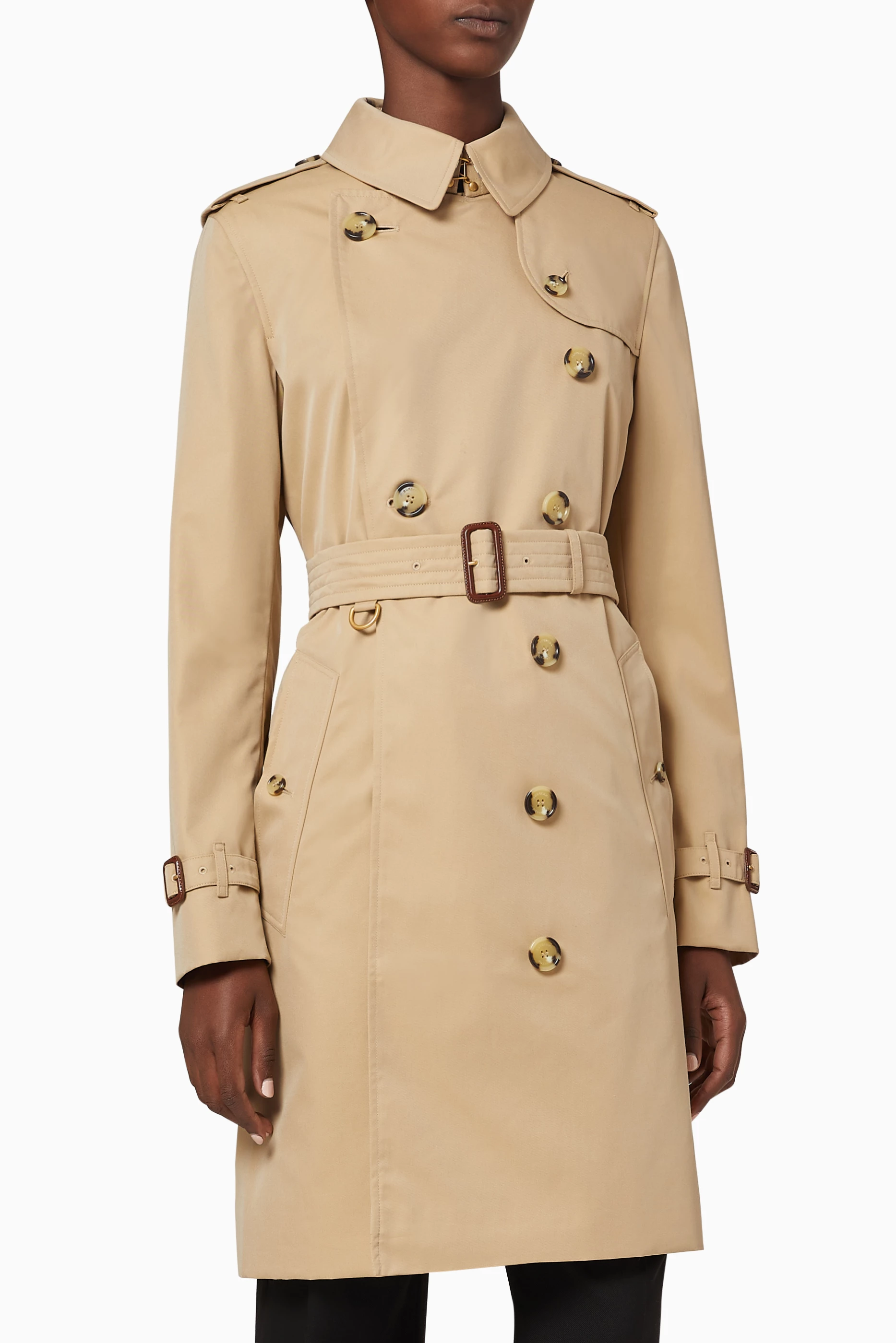 Shop Burberry Neutral The Mid-Length Kensington Heritage Trench Coat for  WOMEN | Ounass Qatar