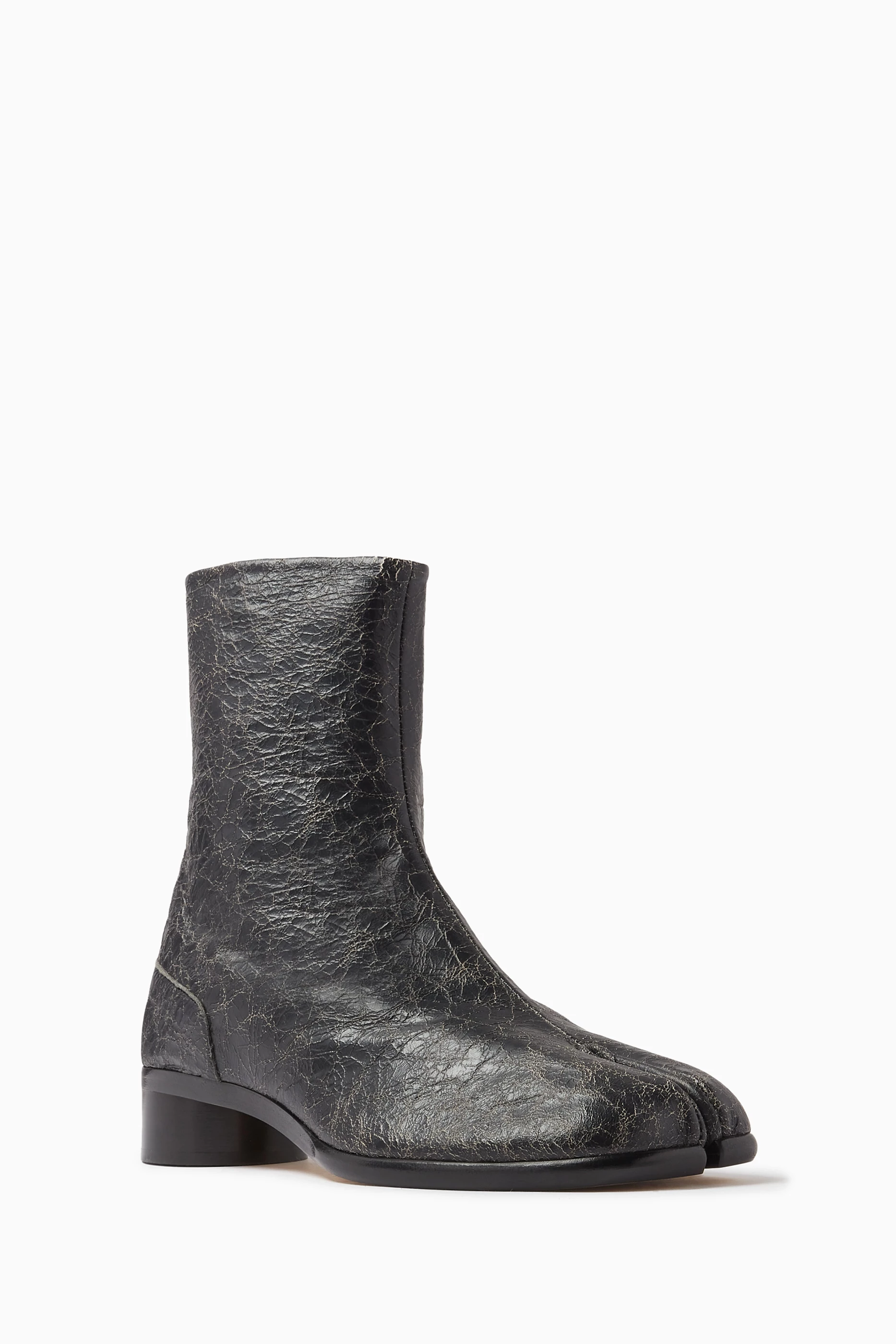 Buy Maison Margiela Black Tabi 40 Ankle Boots in Crackle Calf